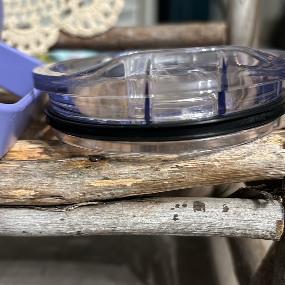 PRE OWNED BE STILL AND KNOW PSALMS 46:10 LAVENDER CAMP STYLE STAINLESS STEEL MUG - Picture 11 of 12
